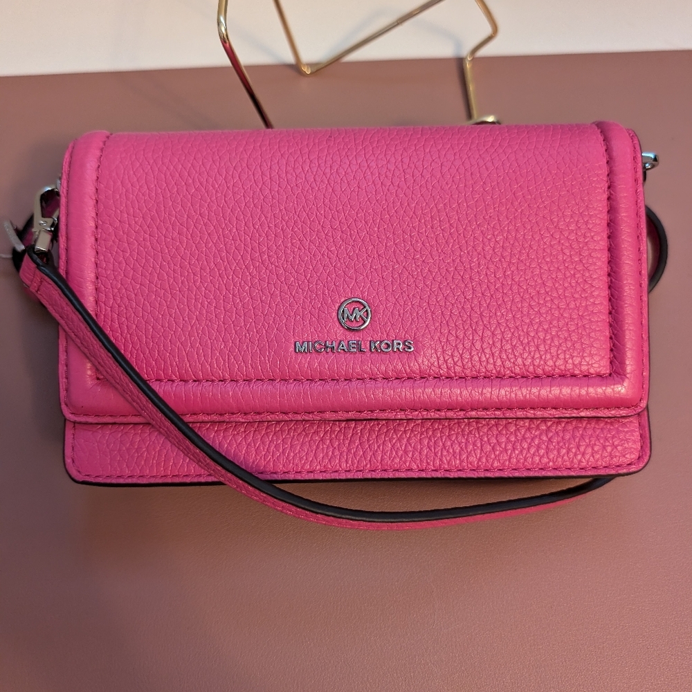Michael Kors Jet Set Small Pebbled Leather Smartphone Convertible Crossbody NWT